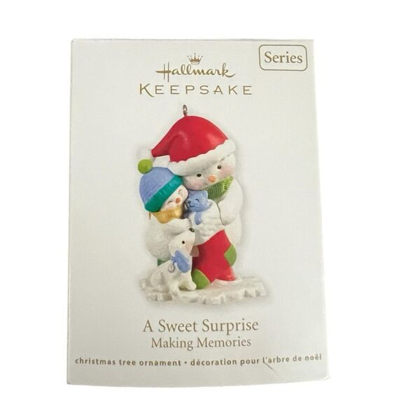 Hallmark Keepsake Ornament 2012 A Sweet Surprise Making Memories 5th in Series - Picture 1 of 3